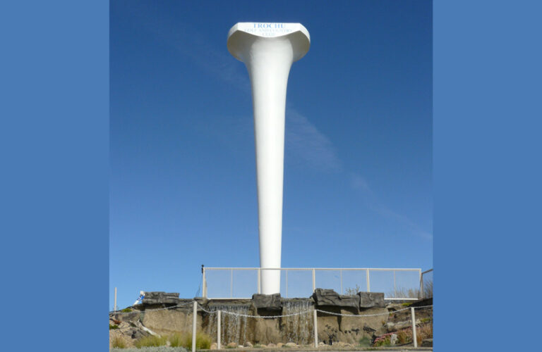 Worlds Biggest Golf Tee OPT 768x500