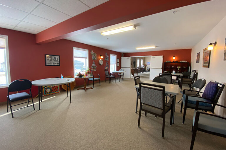 Chateau Three Hills 5 768x512