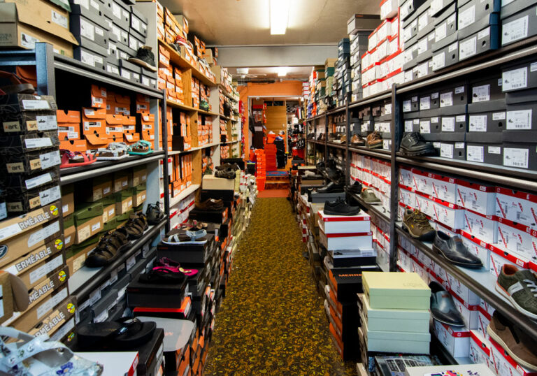 HenrysShoesJL055 768x538